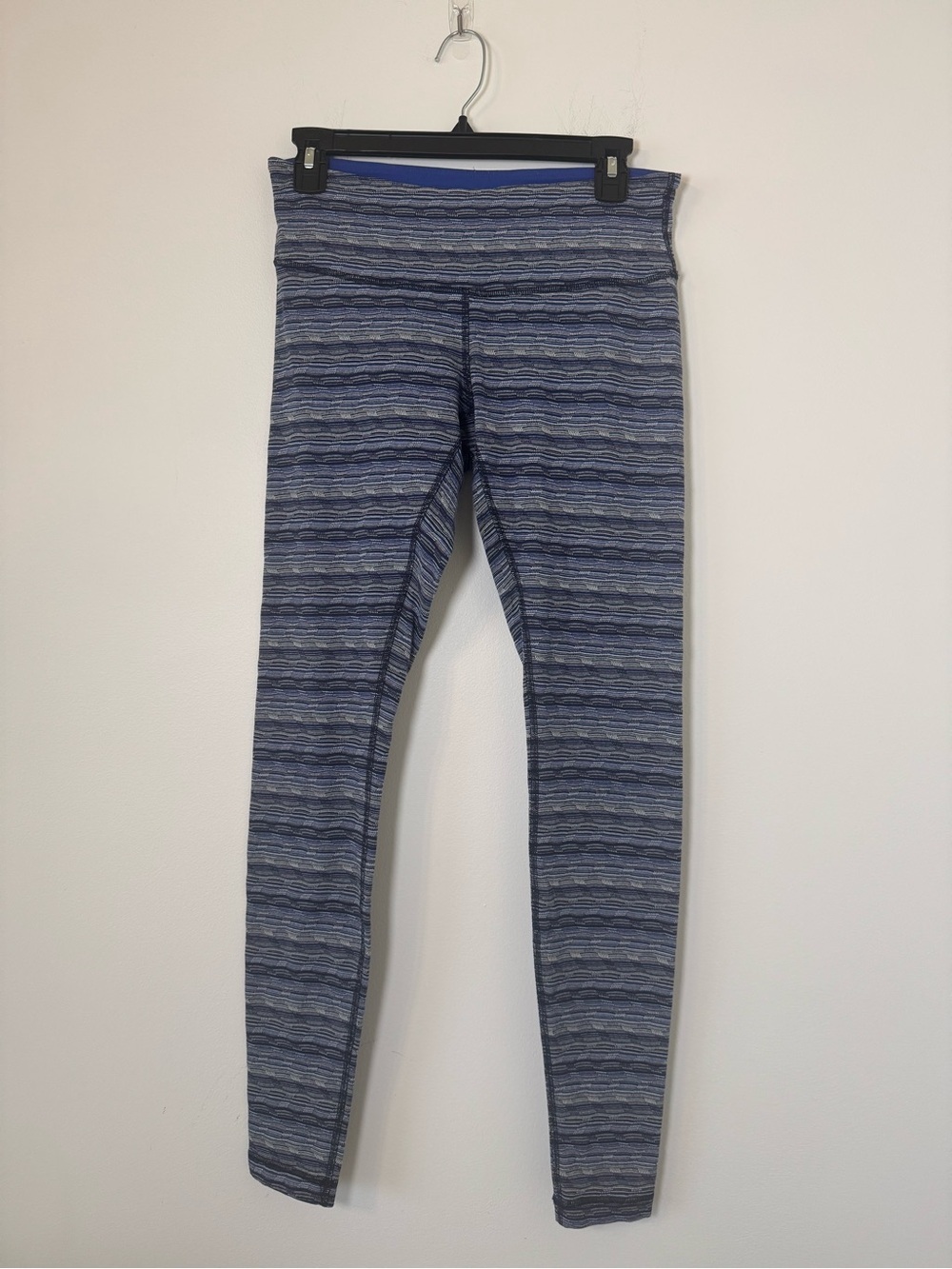 Lululemon Blue Space Dye Leggings Yoga Pants Size 8?